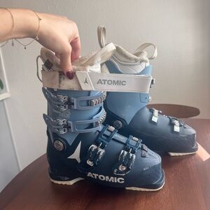 Atomic HAWX Prime 95 Ski Boots